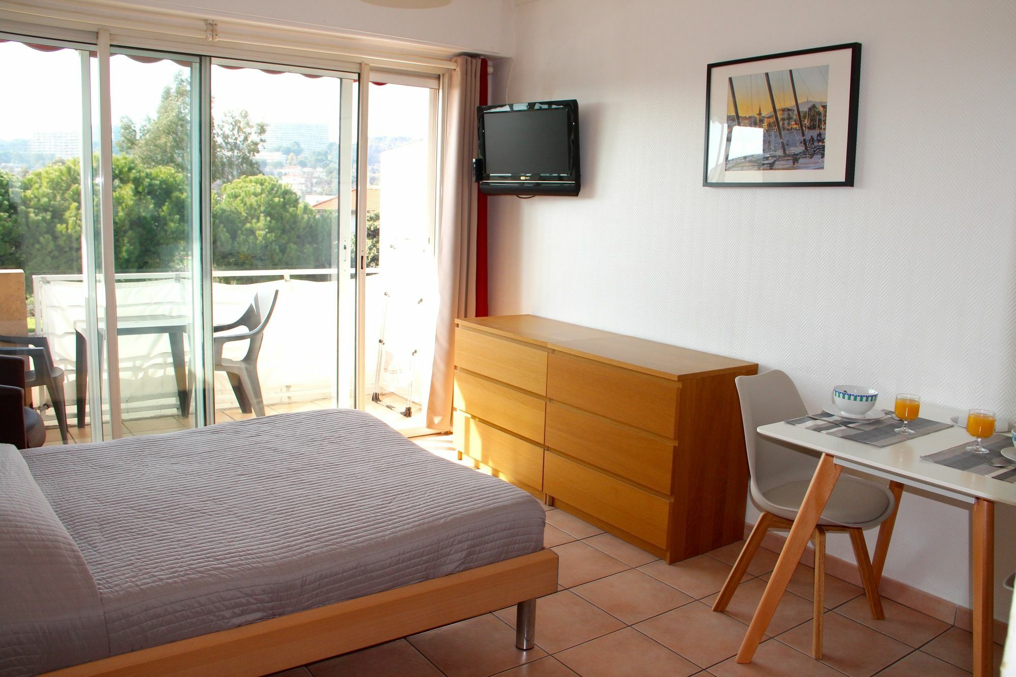 Residence Meublee Studiotel Cagnes-sur-Mer Exterior photo