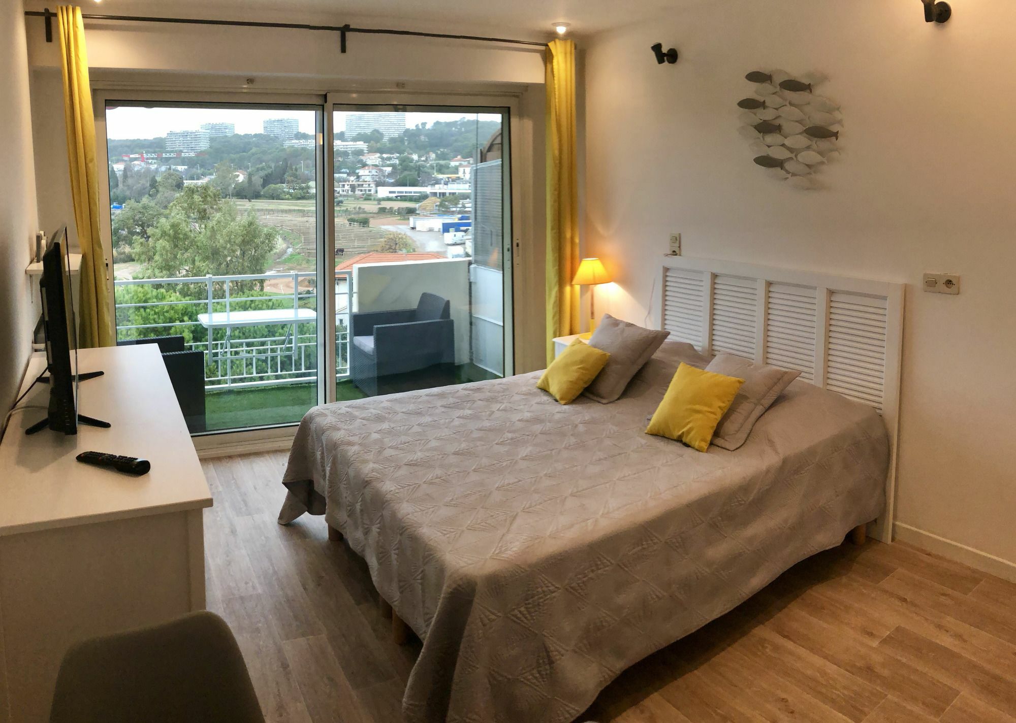 Residence Meublee Studiotel Cagnes-sur-Mer Exterior photo